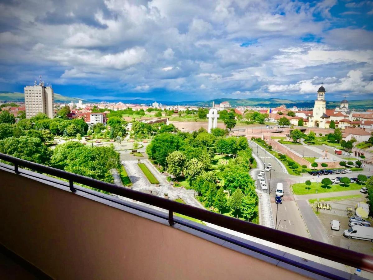 Midsummer Boulevard Apartment Алба Юлия Екстериор снимка